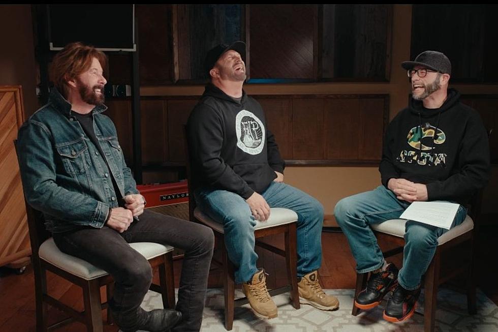 Garth Brooks, Ronnie Dunn Make a Stunning Pop Culture Confession