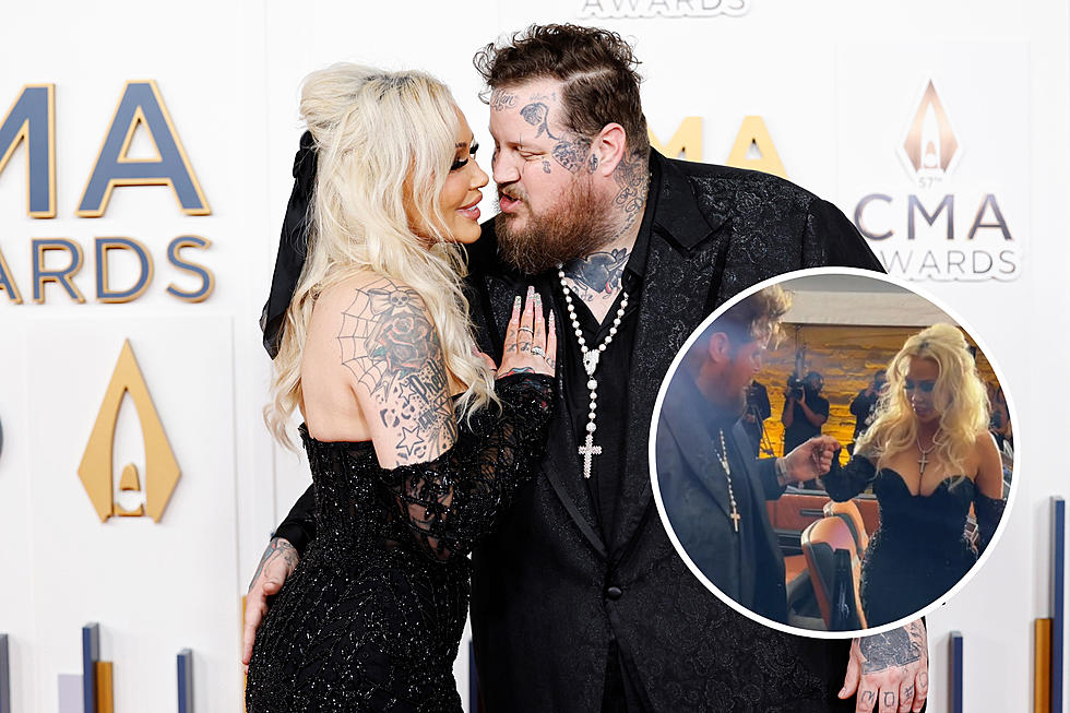 &#8216;Outlaws&#8217; Jelly Roll + His Wife Bunnie Arrived at the CMA Awards in Style [Watch]
