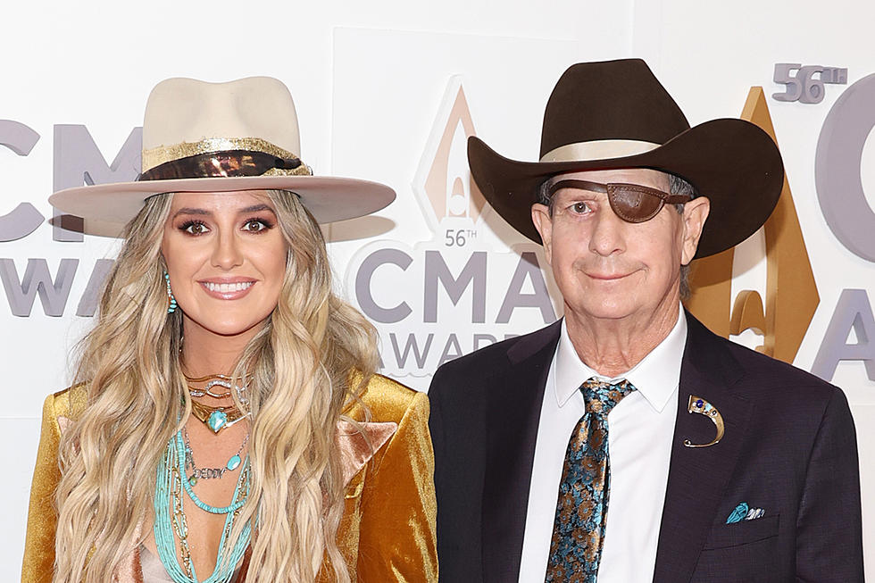 Lainey Wilson’s Daddy’s Response to Her CMA Success Is Perfect