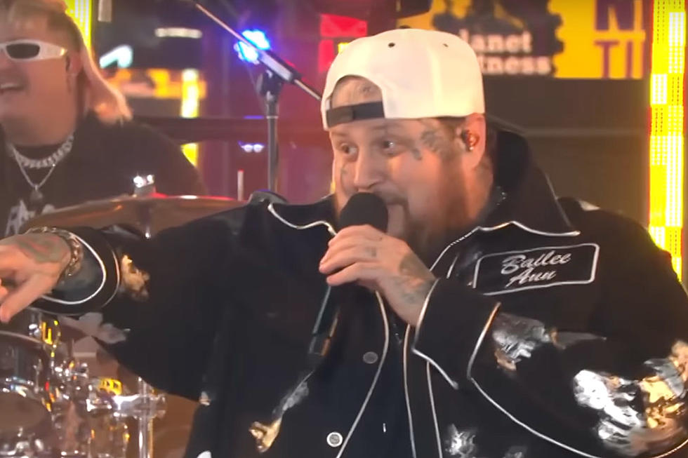 Jelly Roll Rocks Times Square With a New Year’s Eve Medley [Watch]