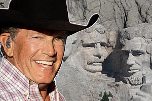 Does George Strait Belong on Country Music’s Mount Rushmore?