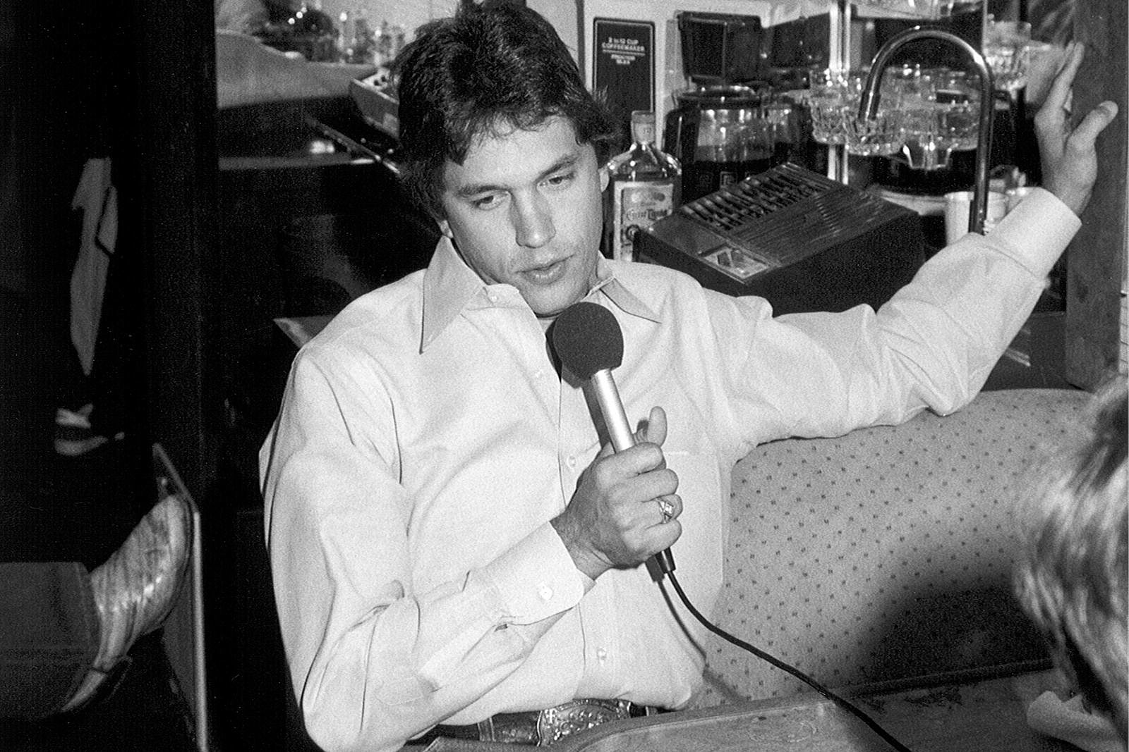40 Photos of George Strait Young