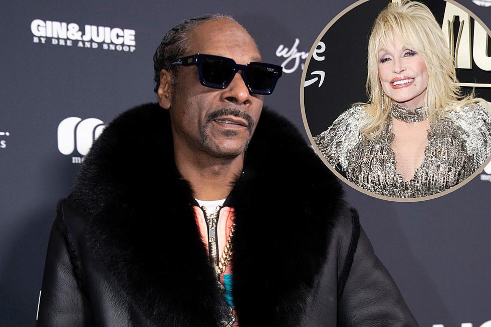 Snoop Dogg Would 'Love to Do a Song' With Dolly Parton