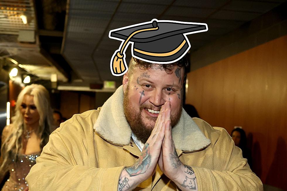 Picture of Jelly Roll with a humorous graduation cap added