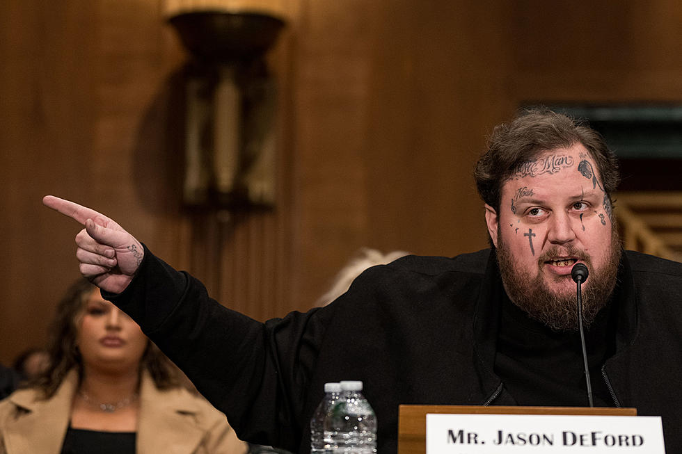 Picture of Jelly Roll speaking to the U.S. Senate in January 2024