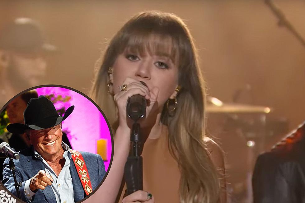 Kelly Clarkson&#8217;s George Strait Cover Is Country as Heck [Watch]