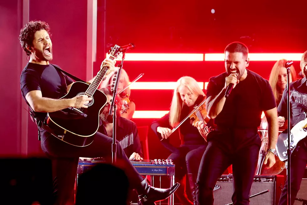 Shay Mooney Overcome During Dan + Shay's Nashville Show