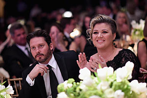 Kelly Clarkson Files New Lawsuit Against Her Ex-Husband, Brandon...