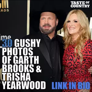 30 Gushy Photos of Garth Brooks and Trisha Yearwood Together