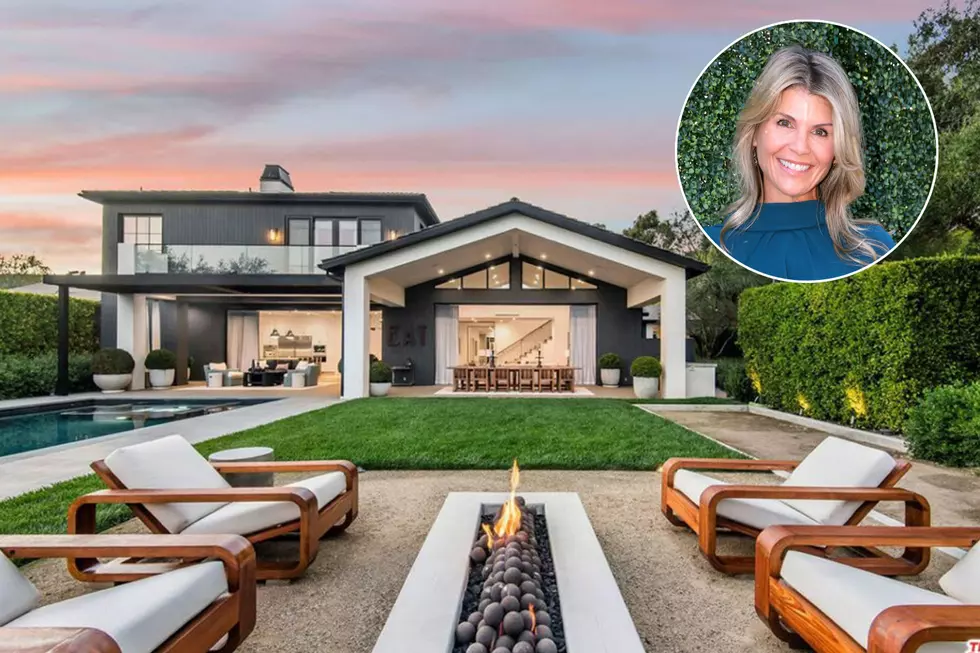 &#8216;Full House&#8217; Star Lori Loughlin Selling Stunning $17.5 Million California Mansion — See Inside! [Pictures]