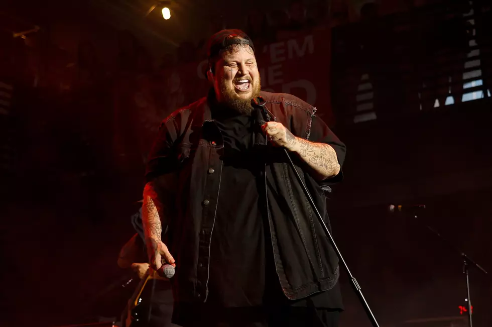Jelly Roll Adds New Dates + Opening Acts to His 2024 Tour