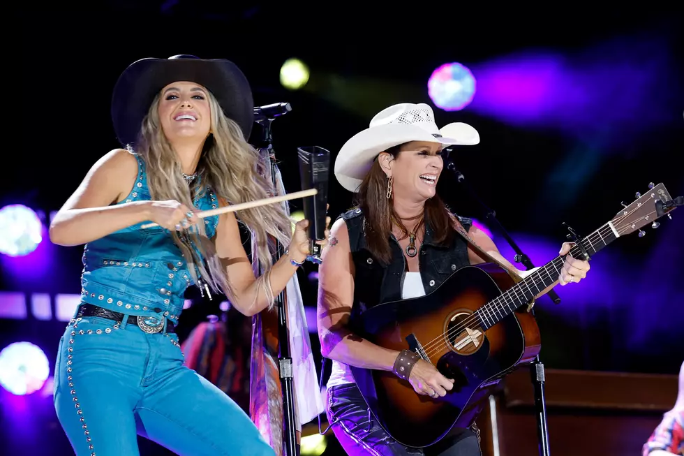 CMA Fest Day 3: Lainey Wilson Stuns With Terri Clark Collaboration [Pictures, Video + Setlist]