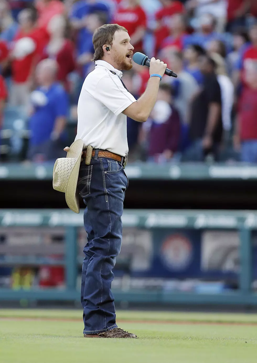 Picture of Cody Johnson singing the National Anthem in 2016