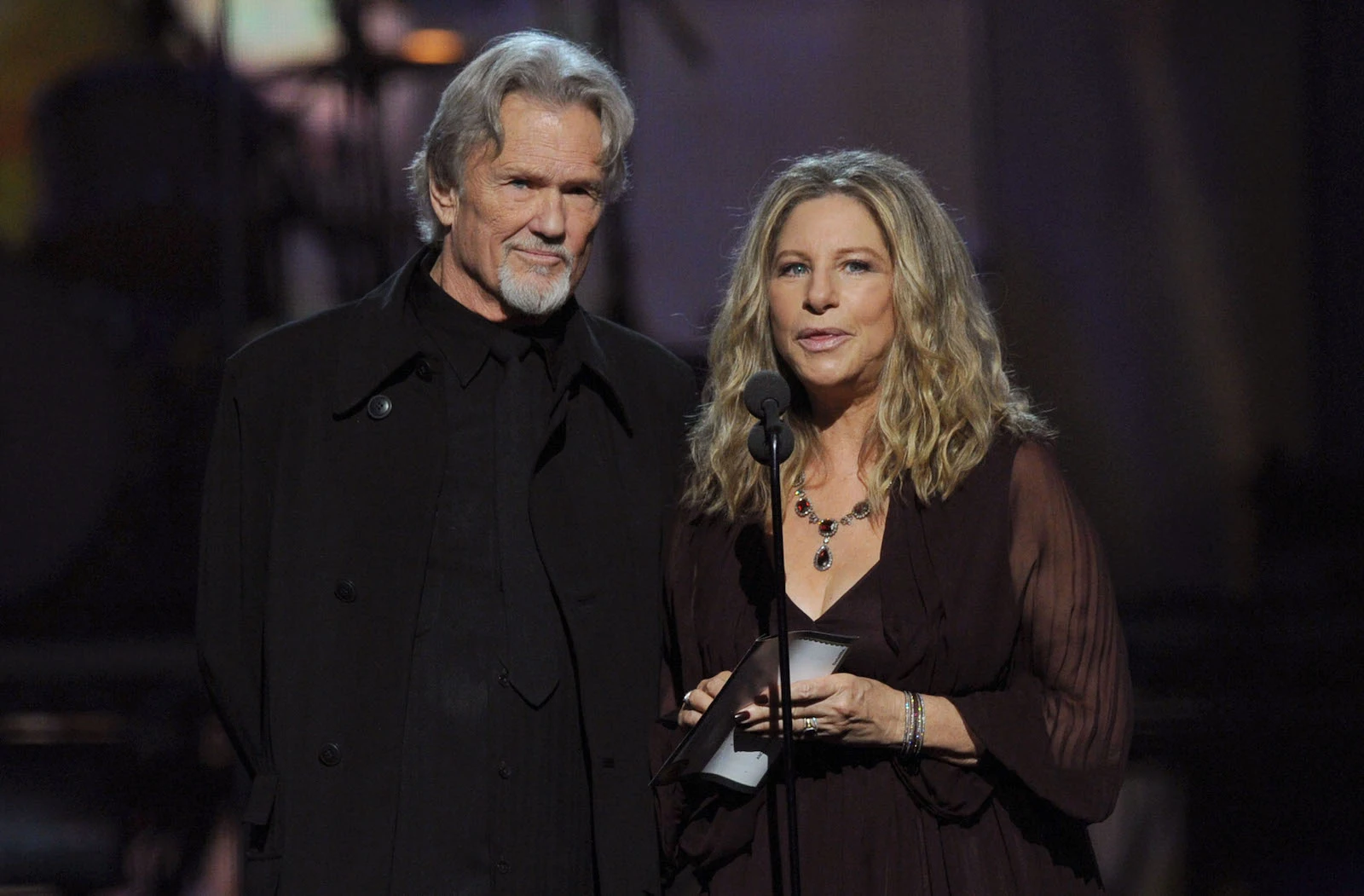 Barbra Streisand Remembers Her Last Duet With Kris Kristofferson