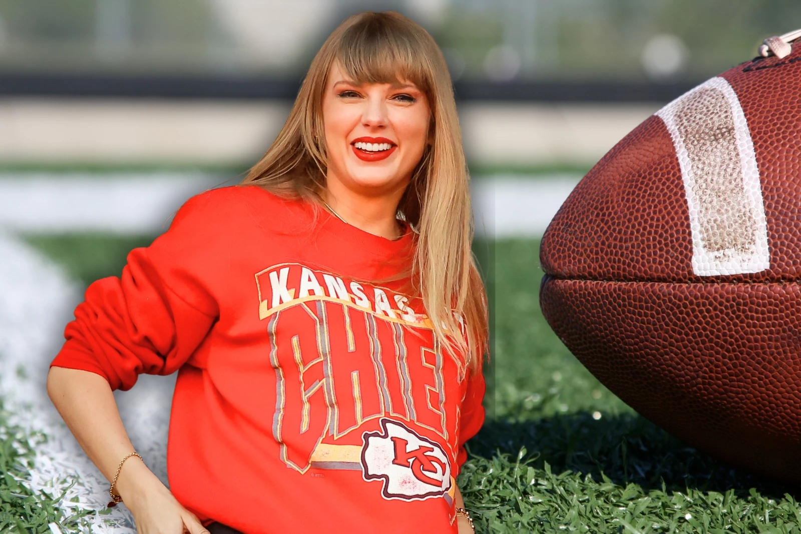 New NFL Promo Featuring Taylor Swift Sparks Outrage