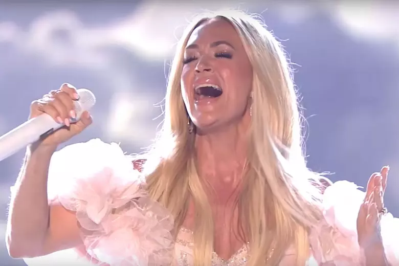 Carrie Underwood Soars With 'How Great Thou Art' on American Idol