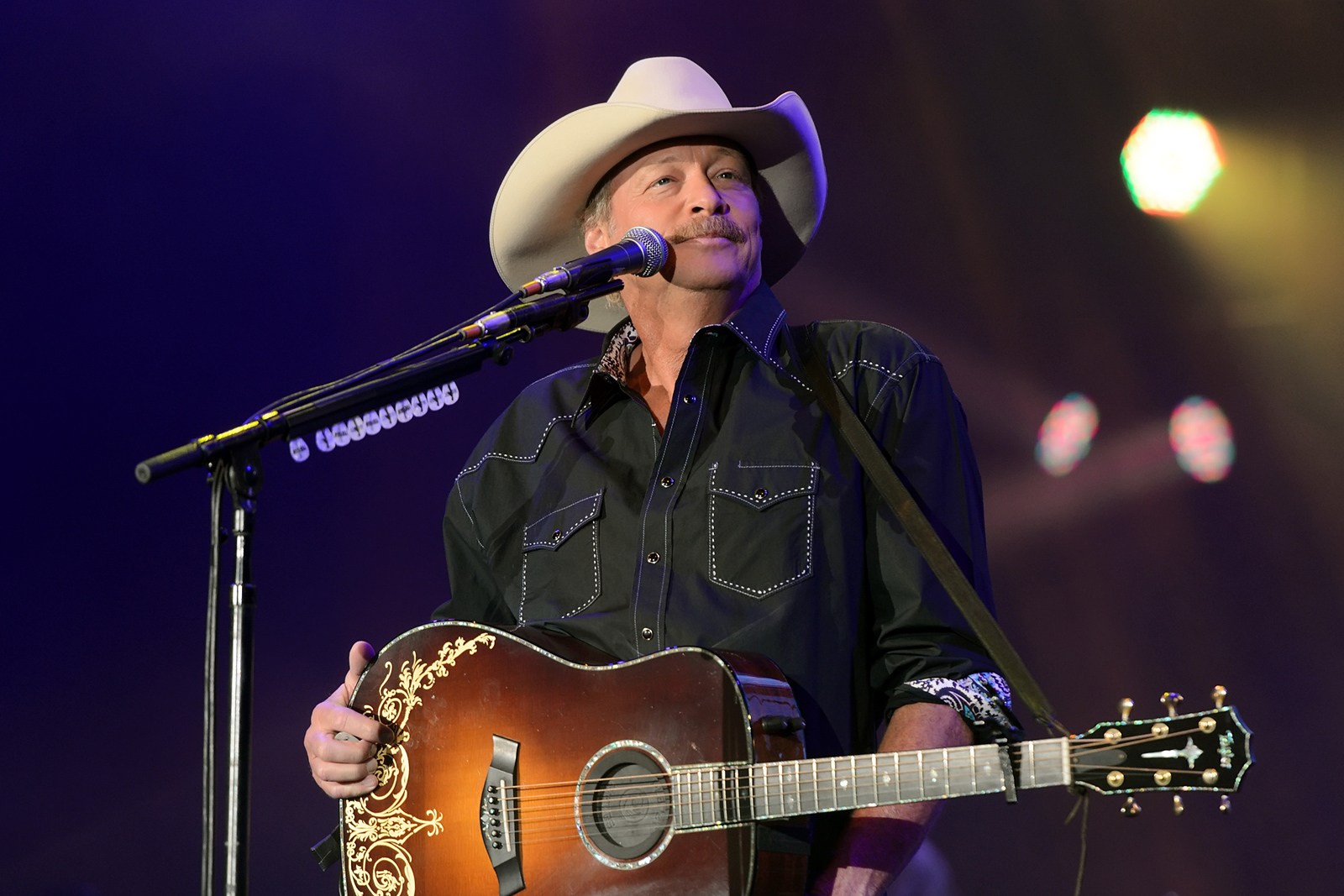 Alan Jackson's Final Concert Date Is Coming Up: What to Expect