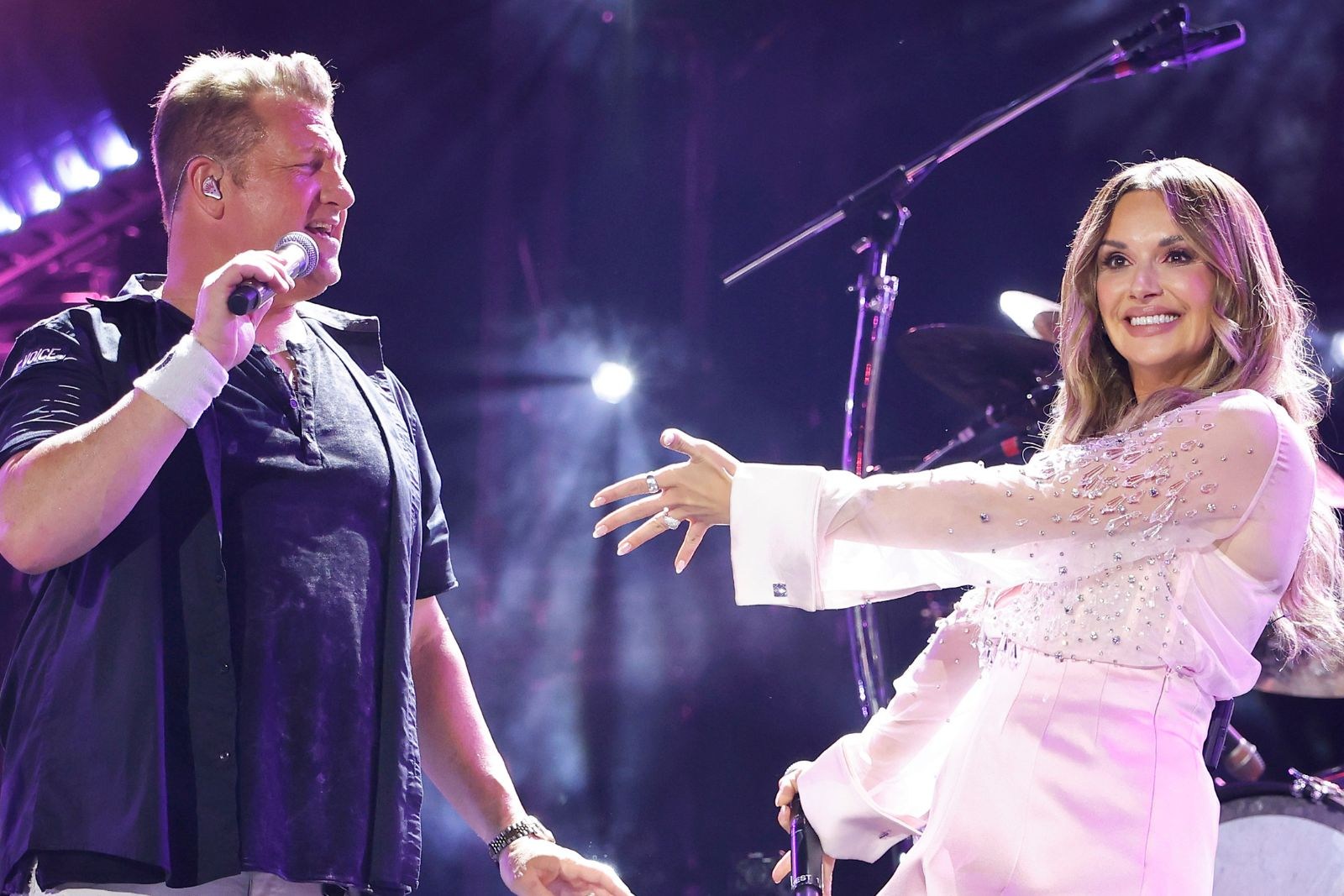 CMA Fest Day 3: See All the Best Photos From the Main Stage