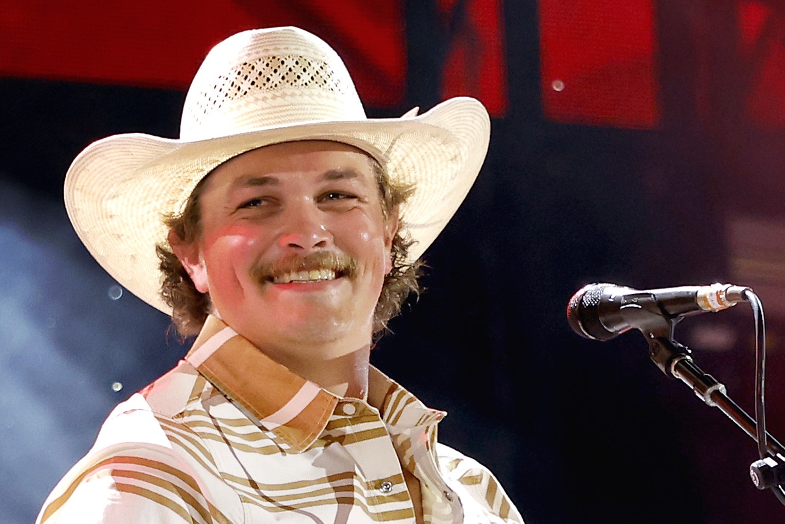 <a href="https://theboot.com/ixp/204/p/who-is-zach-top-biography-family-secret-history/" target="_blank">Are the Zach Top Rumors True? I Never Lie Singer’s Secret History</a>