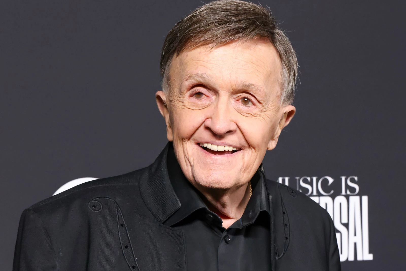 Bill Anderson Suffers 'Freak Accident' Fall at Home