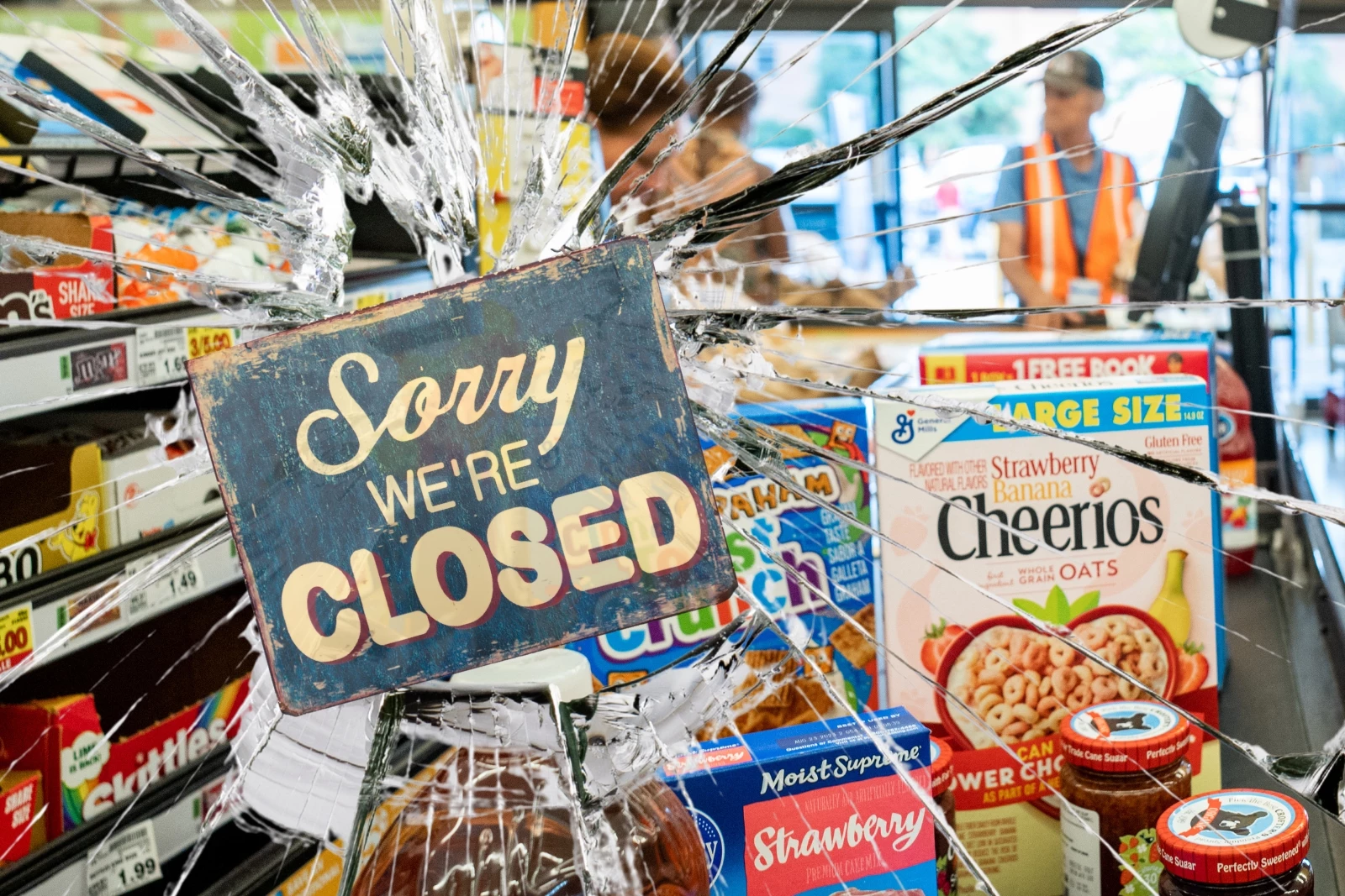 Kroger, America’s Largest Grocery Chain, Closing Doors Nationwide