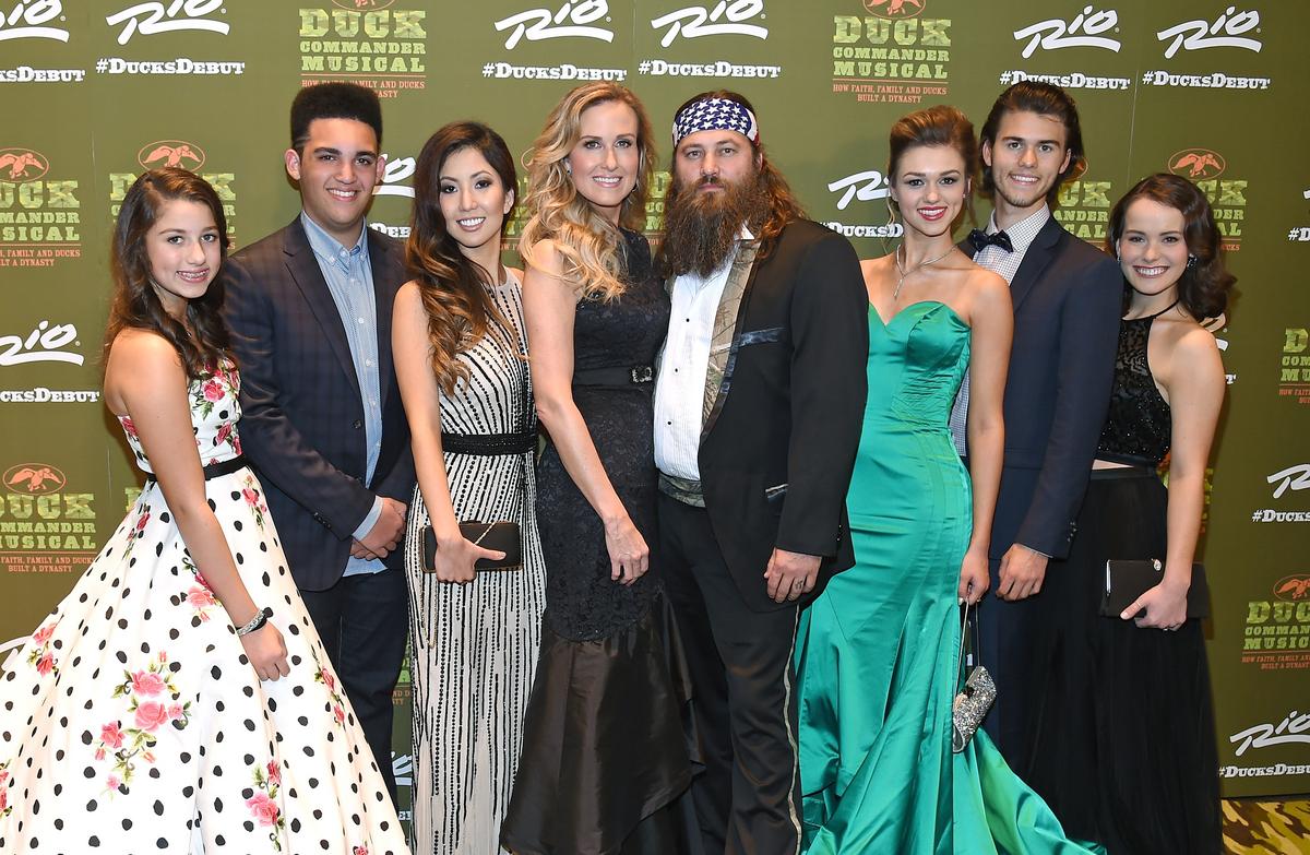 Robertson Family Welcomes Twins Next Year