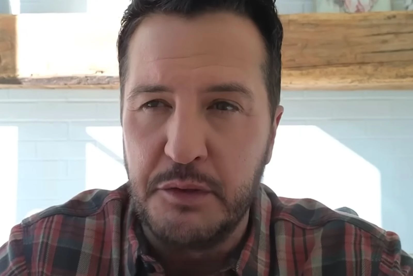 Luke Bryan Reveals How His Sister Tragically Died