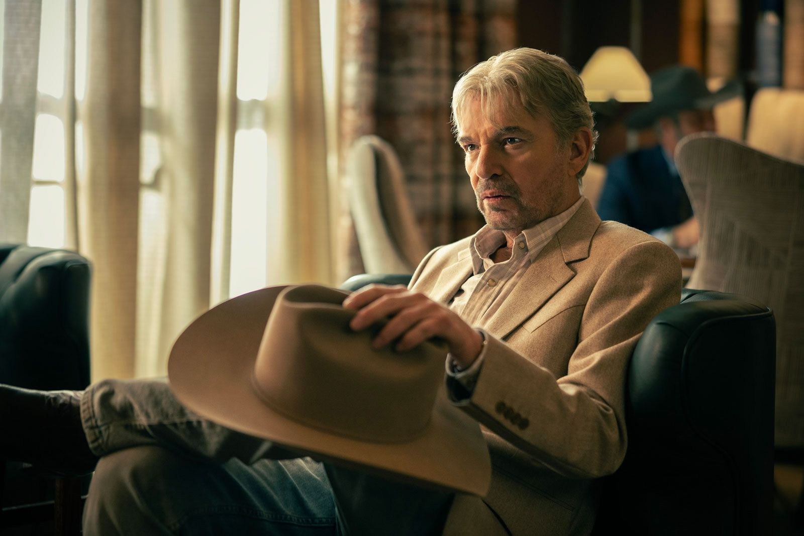 <a href="https://theboot.com/ixp/204/p/landman-season-2-episode-1-death-and-a-sunset-review-recap/" target="_blank">SPOILERS: ‘Landman’ Season 2 Premiere Brings Unexpected Death</a>