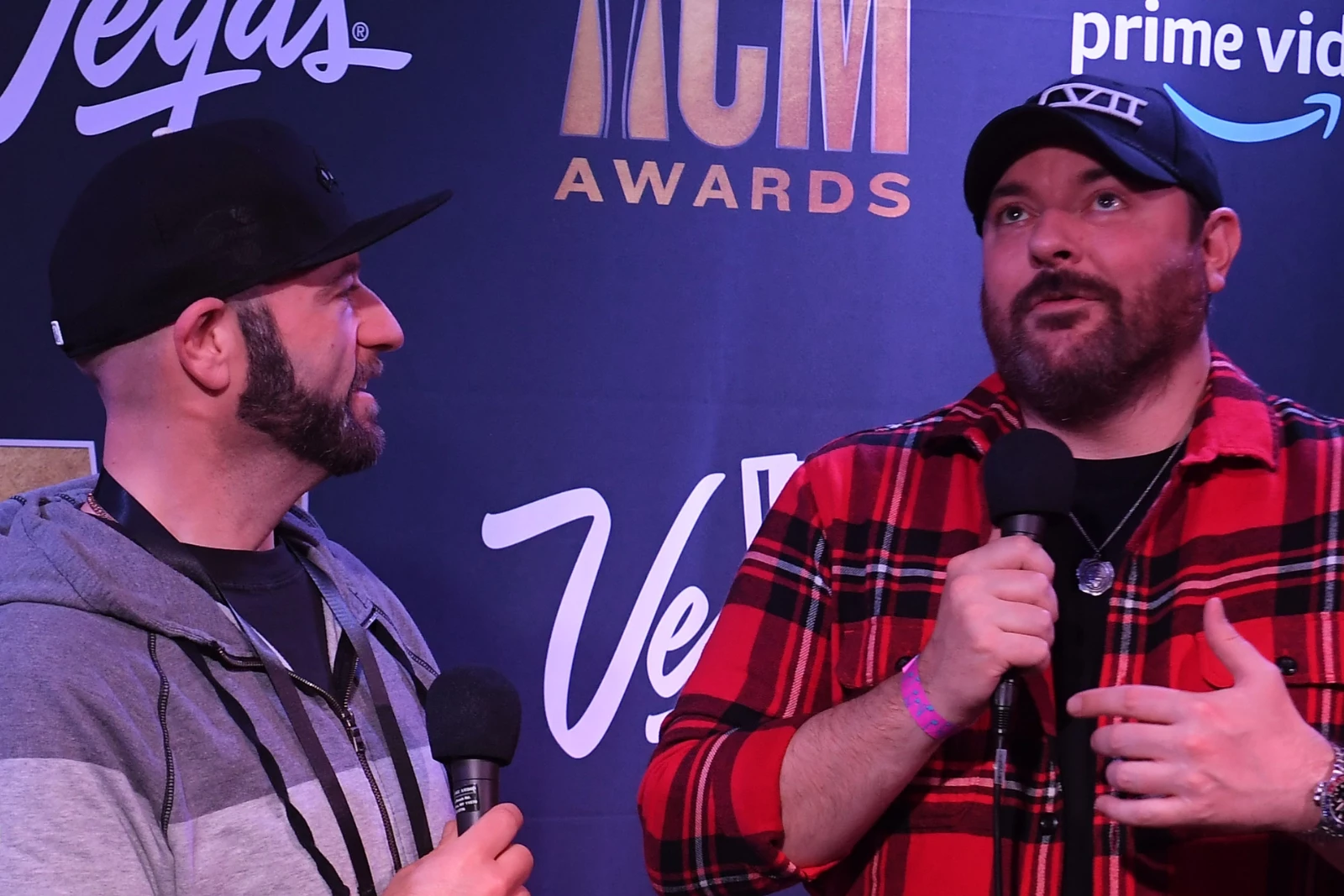 [EXCLUSIVE] Chris Young's Laundry Habits Might Surprise You