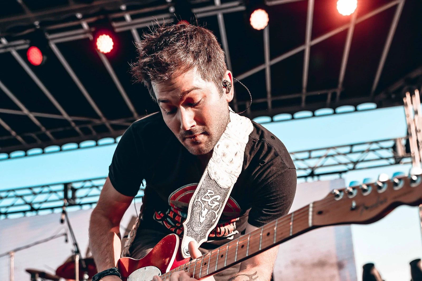 RISERS: Ben Gallaher Could Be Country's Next Crossover Star