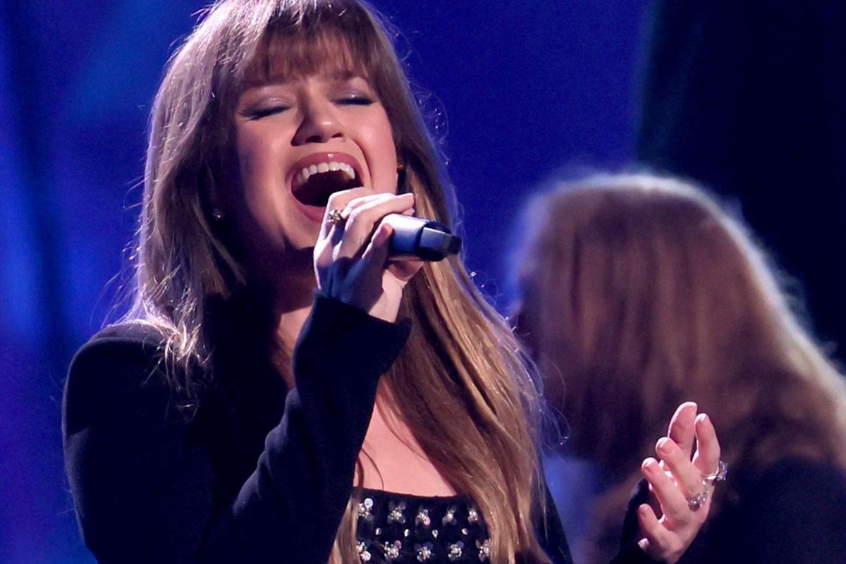 REPORT: Kelly Clarkson Could Leave Her Talk Show After Season 7