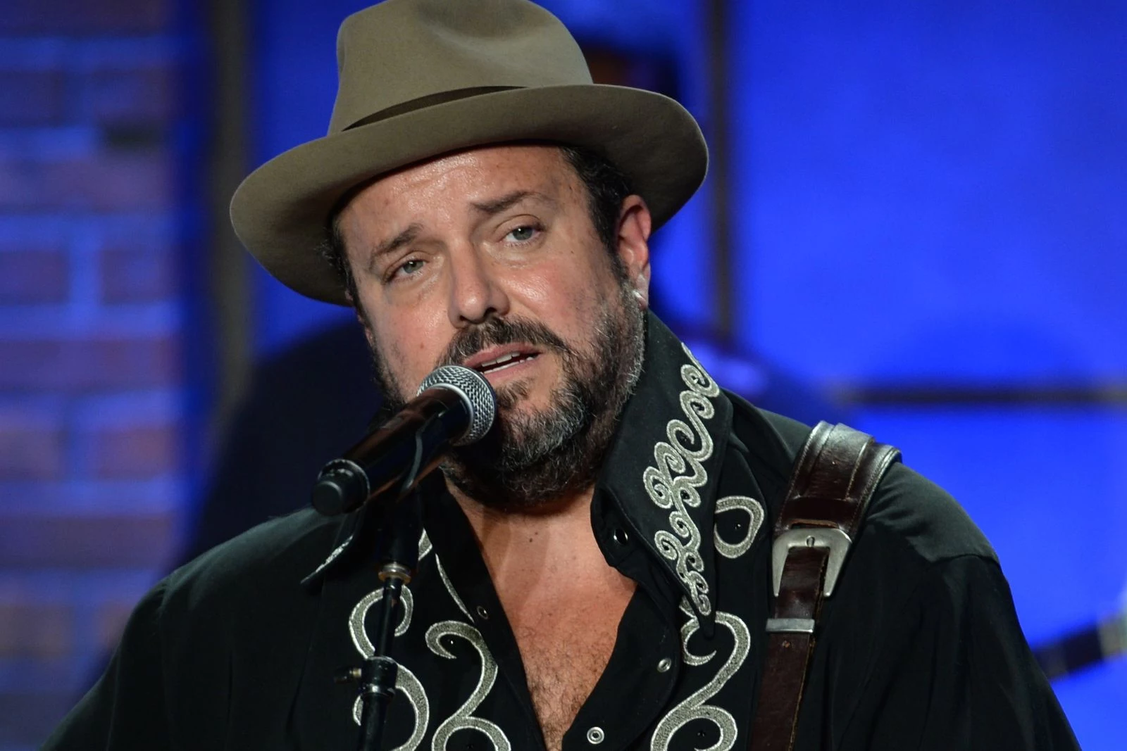 1 Month After Raul Malo's Death, His Wife Misses His Music Most