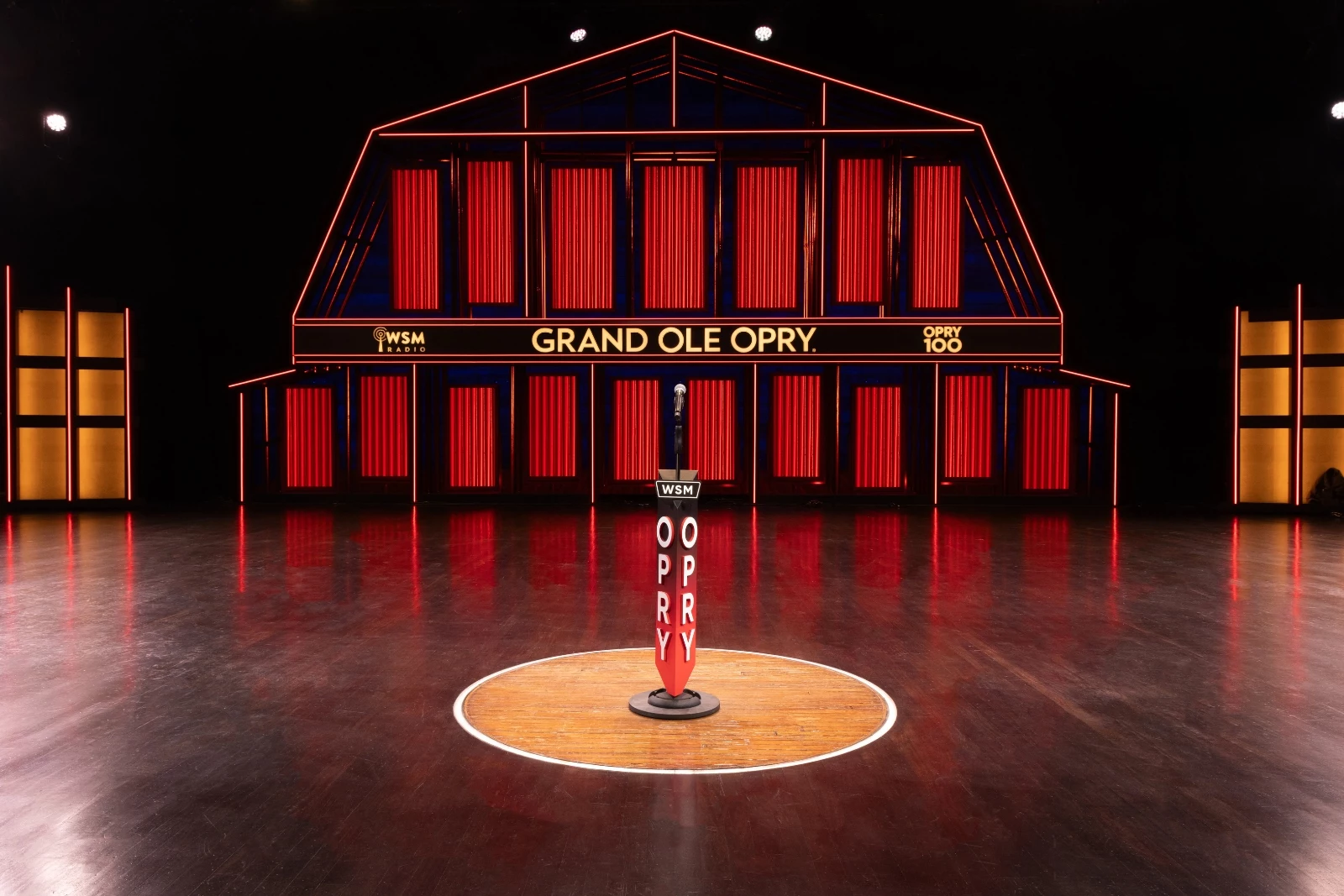 Blake Shelton + Keith Urban to Honor Ronnie Milsap at Opry