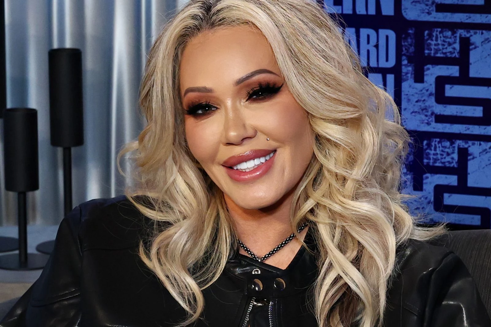 Jelly Roll's Praise for Wife Bunnie Leaves Her in Tears