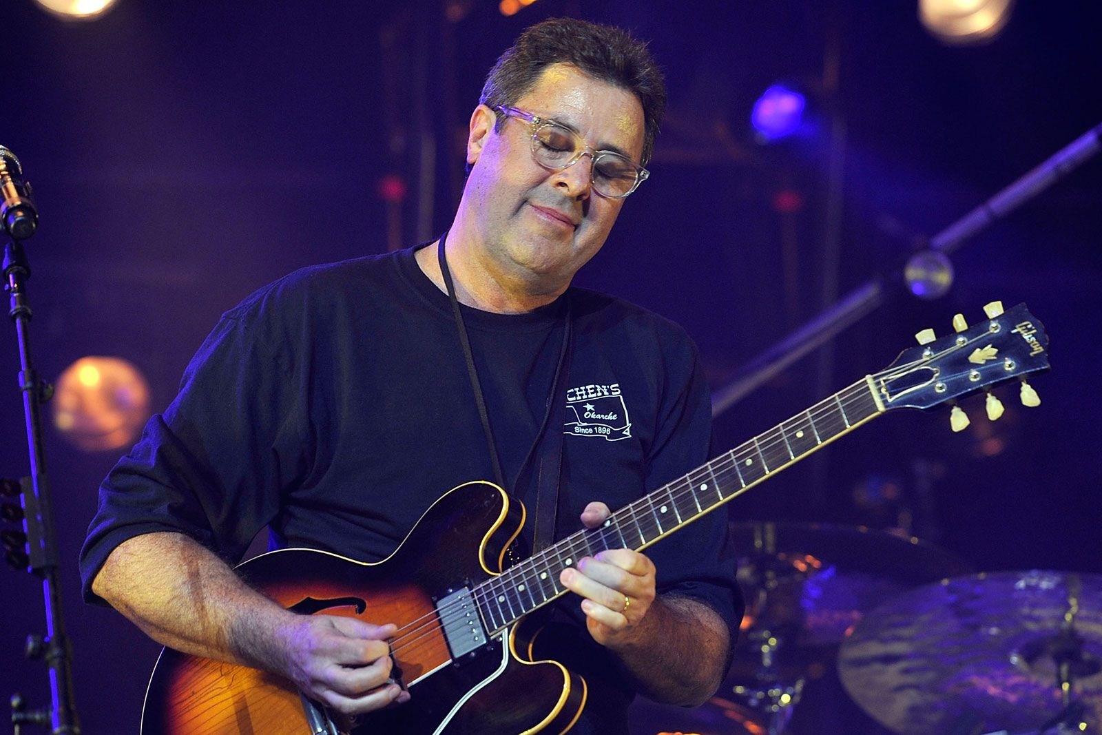 Vince Gill's First Big Hit Was Not Country
