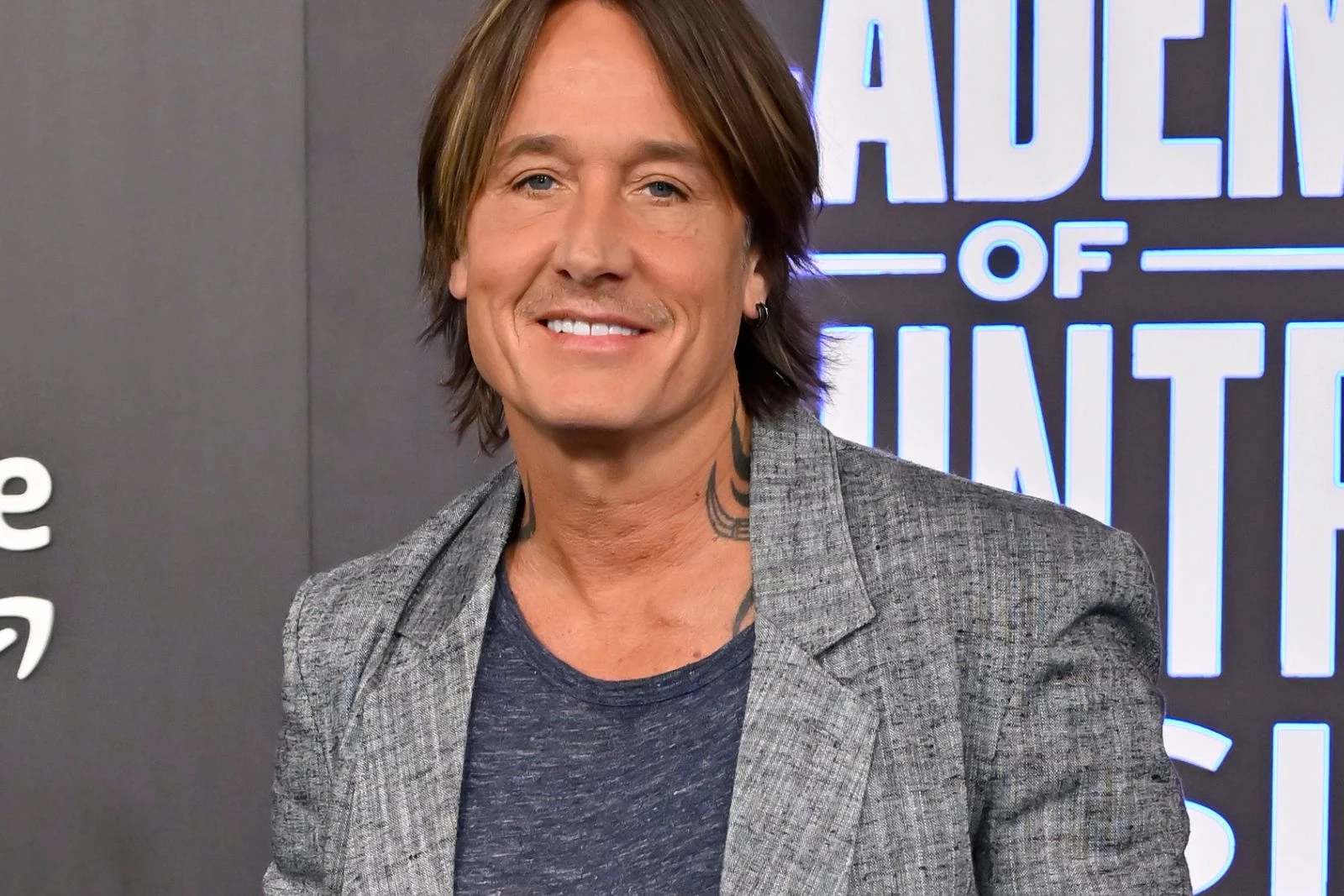 Keith Urban Strolls The Red Carpet At The 2026 ACMs Attachment Untitled Design 244 