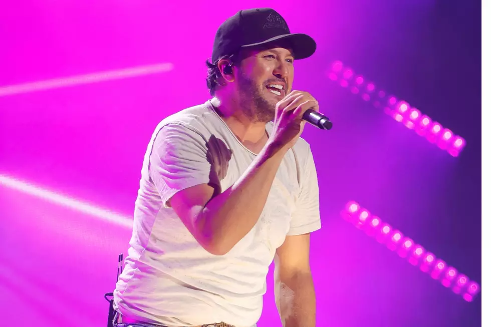 Luke Bryan Gives Dancing Fan Tickets for Life