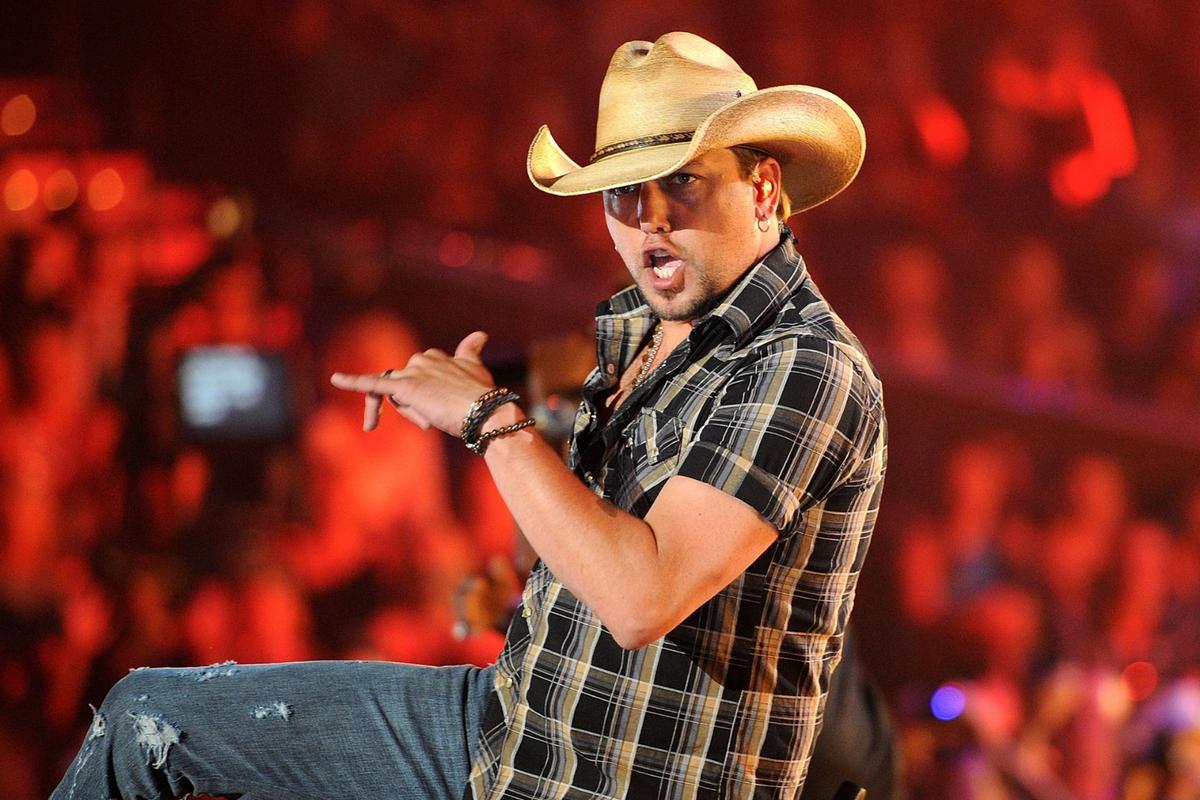 Why Jason Aldean Wants Nothing to Do With Social Media