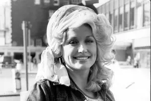 PICS: See Photos of Dolly Parton Young