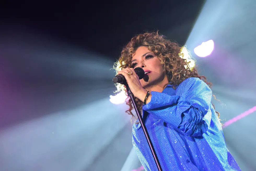 Shania Twain Revisits the Childhood That Changed Everything
