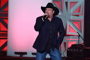 Garth Brooks Shows Russell Dickerson Some Serious Love