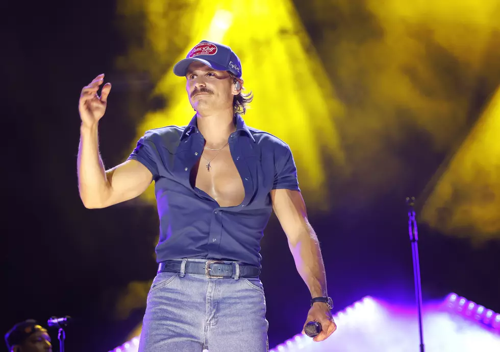 Why Did Tucker Wetmore Spend a Week on a Boat With Gary Allan?