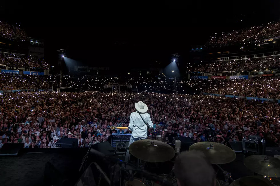 Alan Jackson’s Final Show Is Now the Highest-Grossing Concert in History
