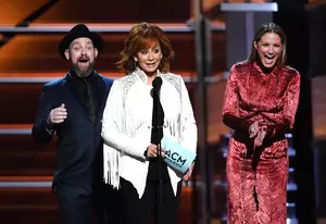 Reba McEntire’s ‘Whoever’s in New England’ Inspired One of Sugarland’s Biggest Songs
