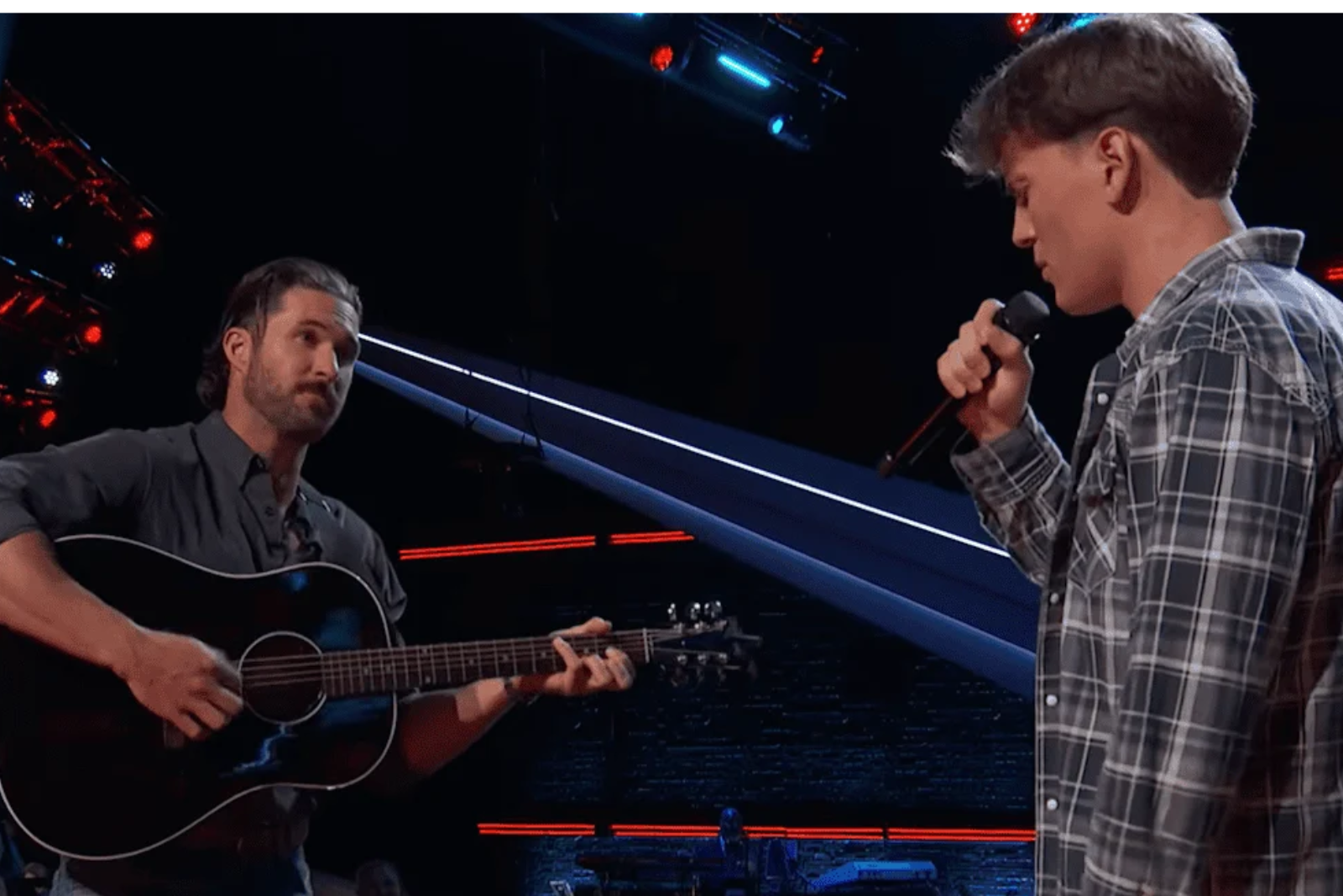 Riley Green and Joe Henley Sing 'My Way' on 'The Voice': WATCH