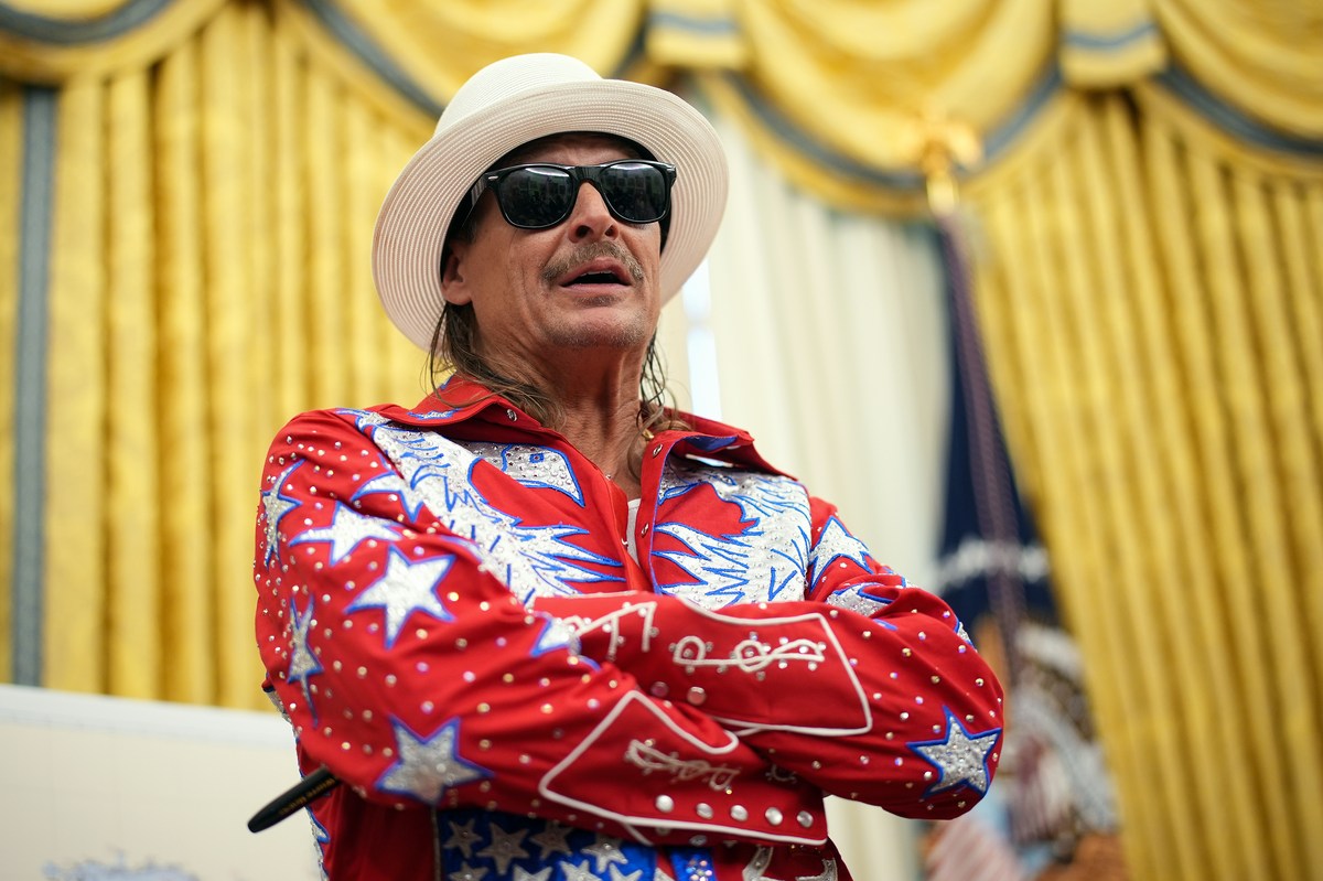 Kid Rock’s ‘Halfway 2 Jesus’ Album Faces Controversy Kid Rock’s ‘Halfway 2 Jesus’ Album Faces Controversy