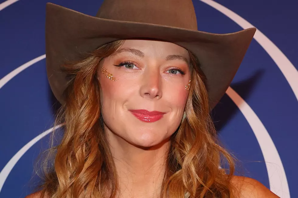 Kaitlin Butts Wants to Help Fans in Toxic Relationships