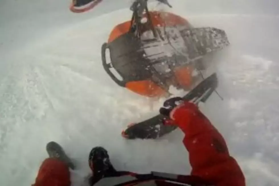 Three-Minute-Long Snowmobile Wreck in HD [VIDEO]