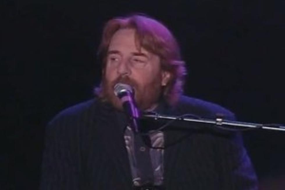 &#8216;Golden Girls&#8217; Theme Song Writer Andrew Gold Dead at 59 [VIDEOS]