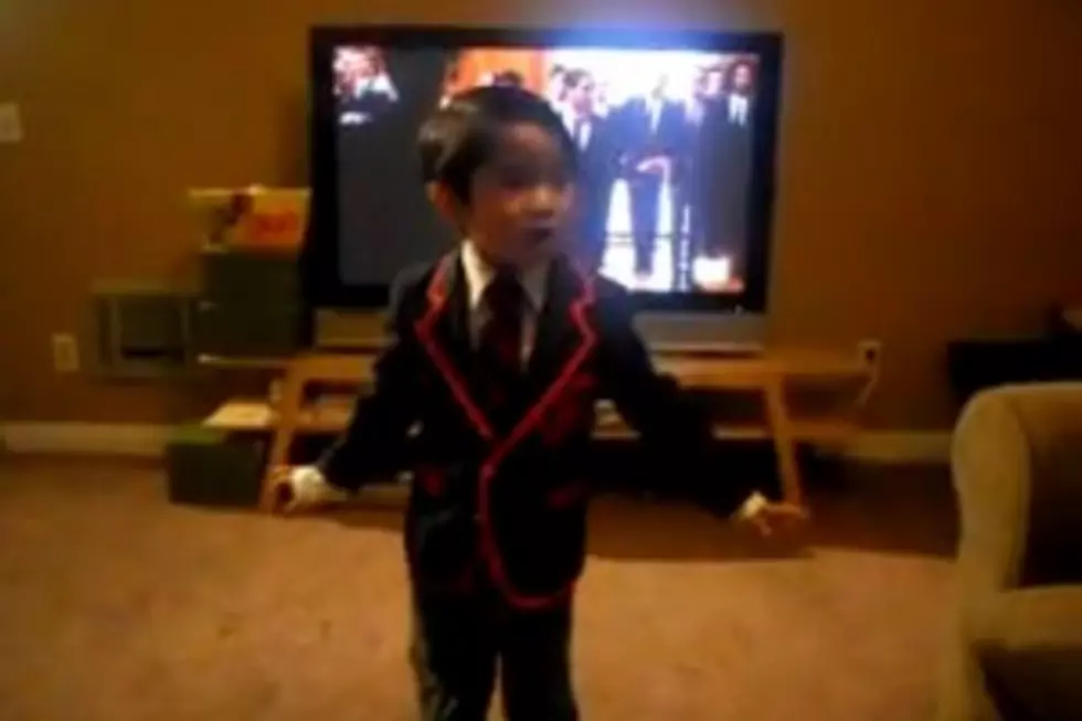 Mini Warbler Sings &#8216;Glee&#8217;-Inspired &#8216;Teenage Dream&#8217; [VIDEO]